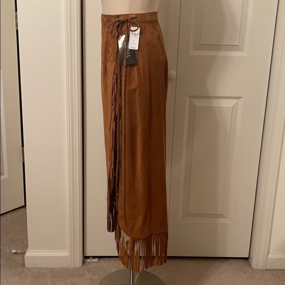 Suede skirt - Picture 3 of 7